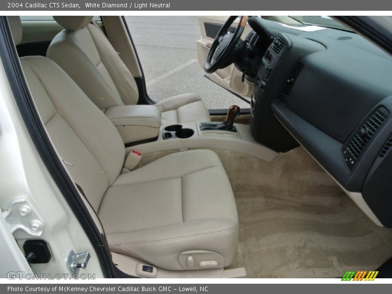 White Diamond / Light Neutral 2004 Cadillac CTS Sedan