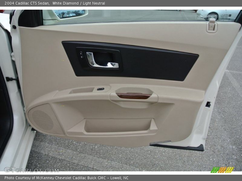 White Diamond / Light Neutral 2004 Cadillac CTS Sedan