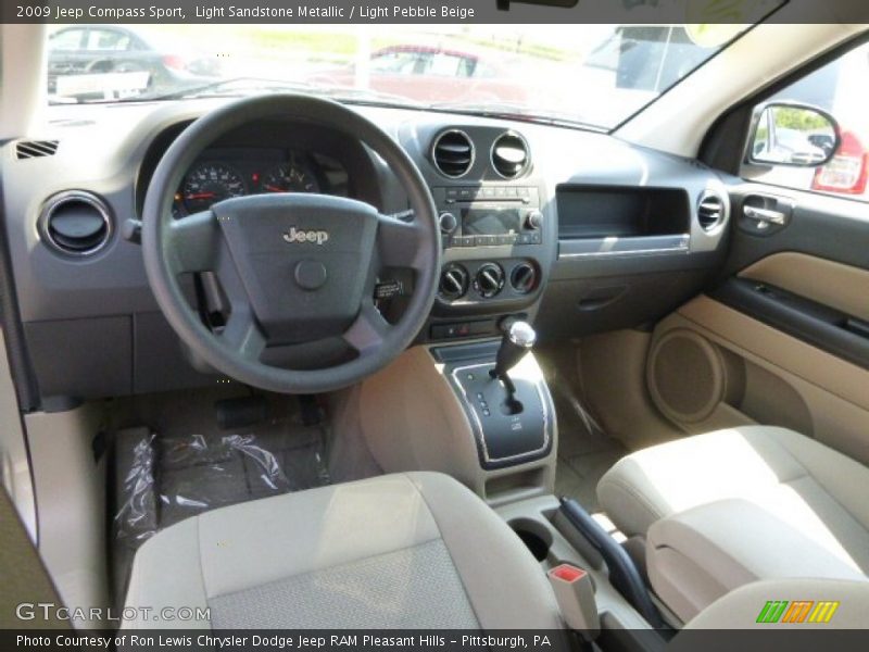 Light Sandstone Metallic / Light Pebble Beige 2009 Jeep Compass Sport