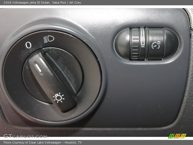 Salsa Red / Art Grey 2009 Volkswagen Jetta SE Sedan