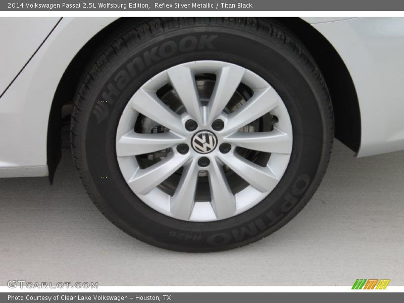 Reflex Silver Metallic / Titan Black 2014 Volkswagen Passat 2.5L Wolfsburg Edition