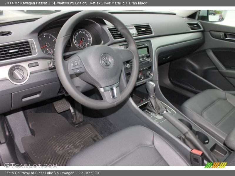 Reflex Silver Metallic / Titan Black 2014 Volkswagen Passat 2.5L Wolfsburg Edition