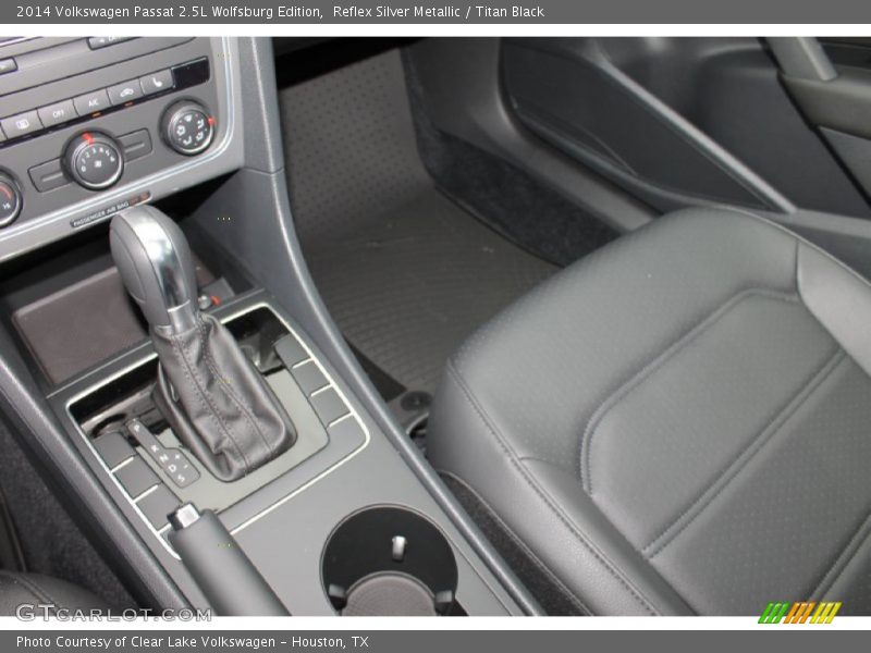 Reflex Silver Metallic / Titan Black 2014 Volkswagen Passat 2.5L Wolfsburg Edition