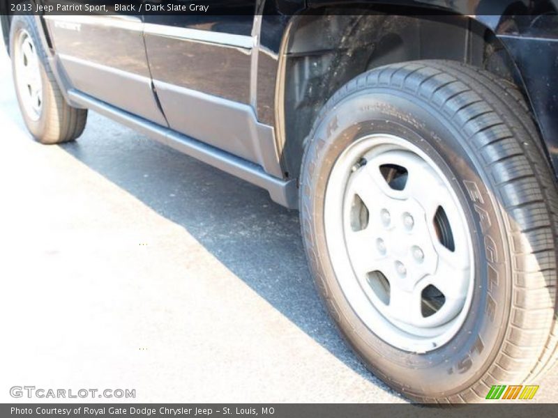 Black / Dark Slate Gray 2013 Jeep Patriot Sport