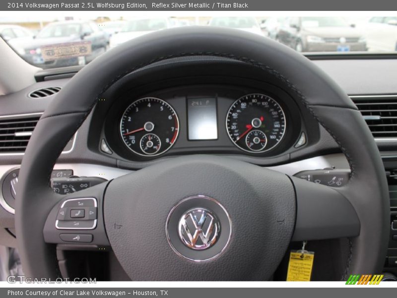 Reflex Silver Metallic / Titan Black 2014 Volkswagen Passat 2.5L Wolfsburg Edition