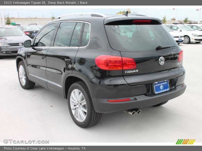 Deep Black Metallic / Black 2013 Volkswagen Tiguan SE