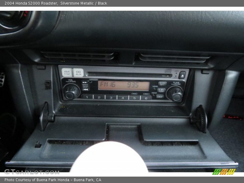 Silverstone Metallic / Black 2004 Honda S2000 Roadster