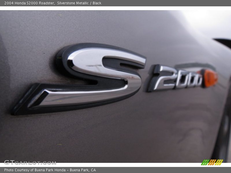 Silverstone Metallic / Black 2004 Honda S2000 Roadster