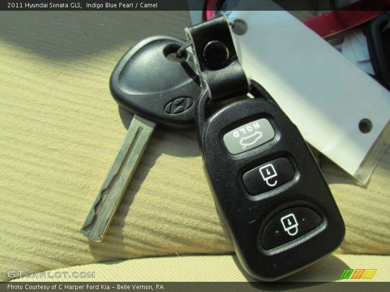 Indigo Blue Pearl / Camel 2011 Hyundai Sonata GLS