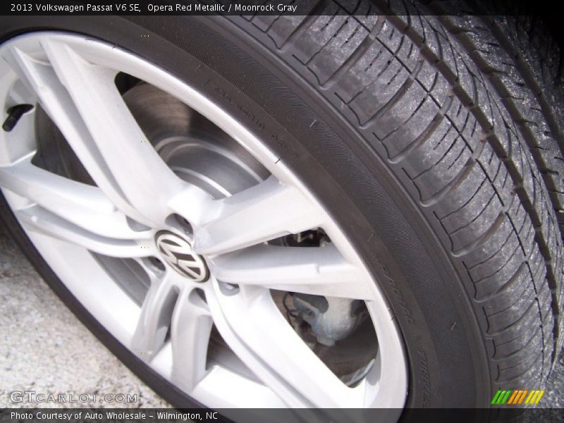 Opera Red Metallic / Moonrock Gray 2013 Volkswagen Passat V6 SE