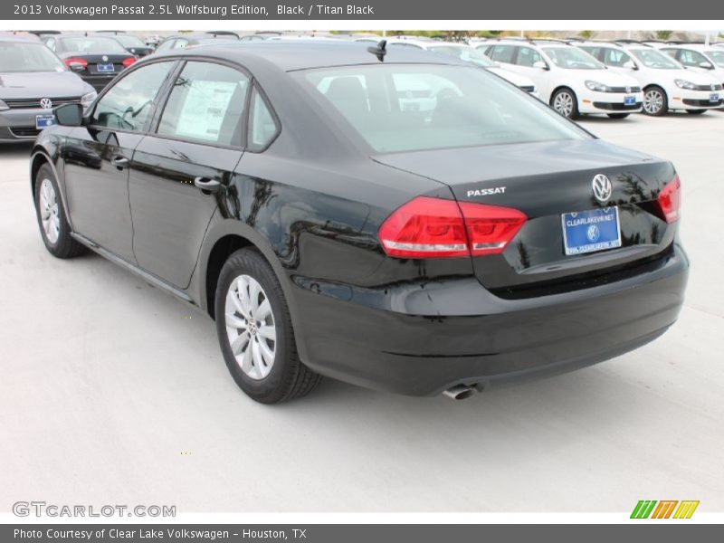 Black / Titan Black 2013 Volkswagen Passat 2.5L Wolfsburg Edition