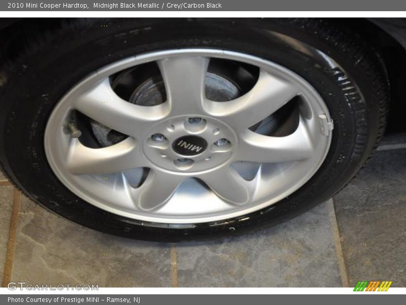 Midnight Black Metallic / Grey/Carbon Black 2010 Mini Cooper Hardtop