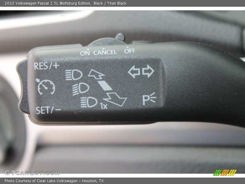 Black / Titan Black 2013 Volkswagen Passat 2.5L Wolfsburg Edition