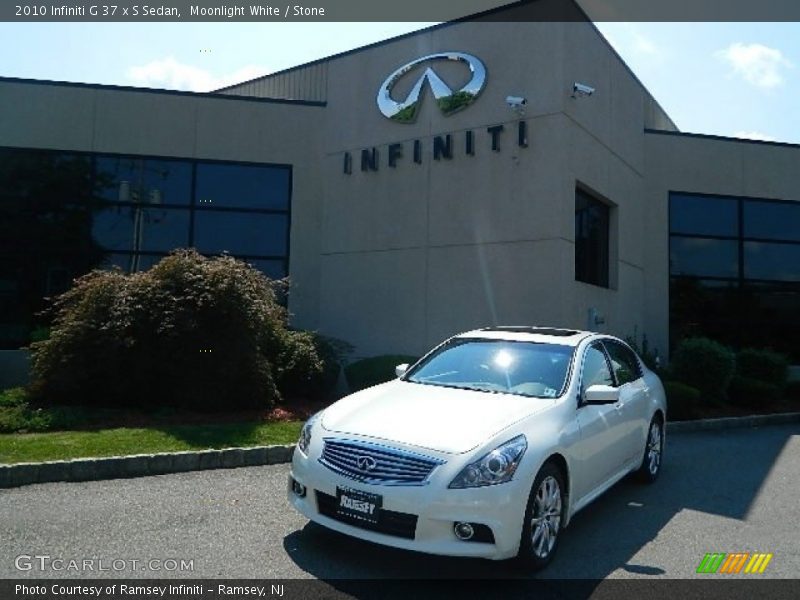 Moonlight White / Stone 2010 Infiniti G 37 x S Sedan