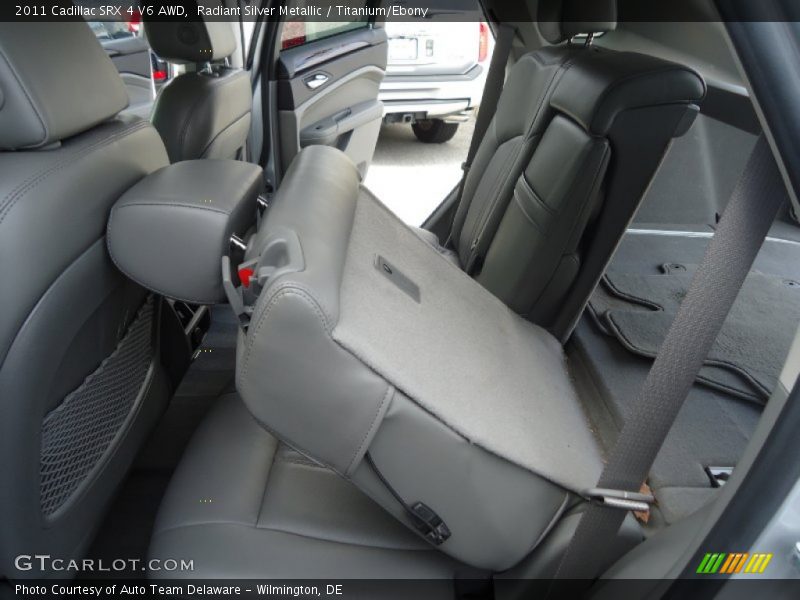 Radiant Silver Metallic / Titanium/Ebony 2011 Cadillac SRX 4 V6 AWD