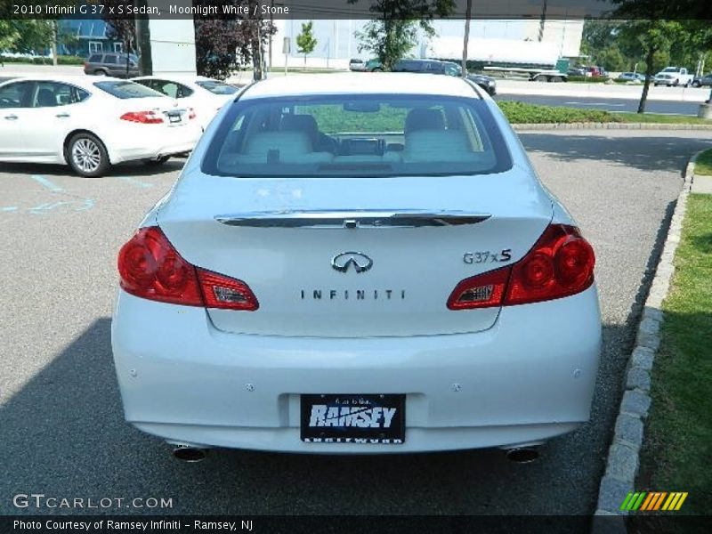 Moonlight White / Stone 2010 Infiniti G 37 x S Sedan