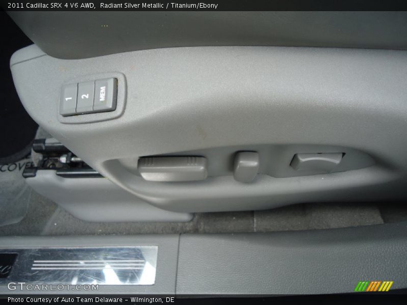 Radiant Silver Metallic / Titanium/Ebony 2011 Cadillac SRX 4 V6 AWD