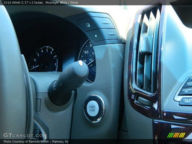 Moonlight White / Stone 2010 Infiniti G 37 x S Sedan