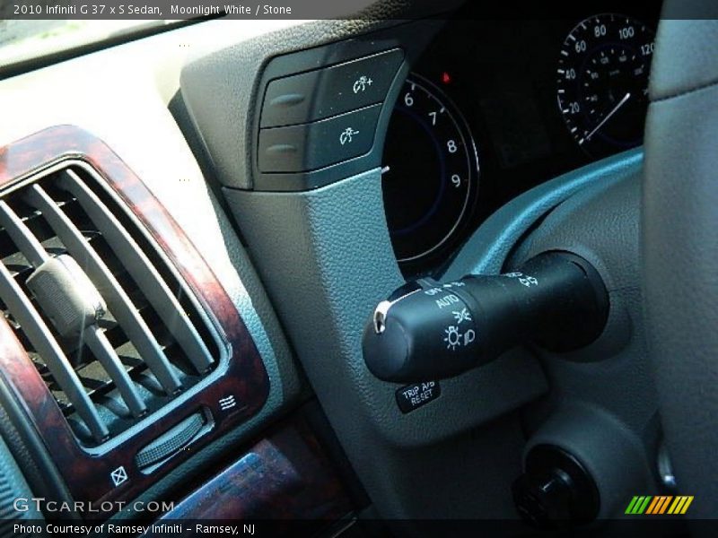 Moonlight White / Stone 2010 Infiniti G 37 x S Sedan