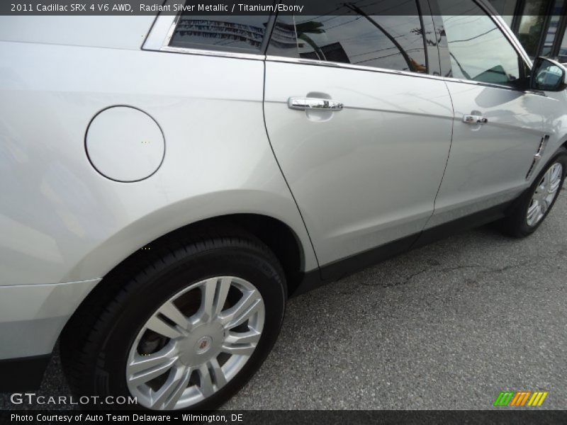 Radiant Silver Metallic / Titanium/Ebony 2011 Cadillac SRX 4 V6 AWD