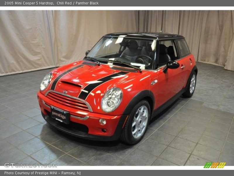 Chili Red / Panther Black 2005 Mini Cooper S Hardtop