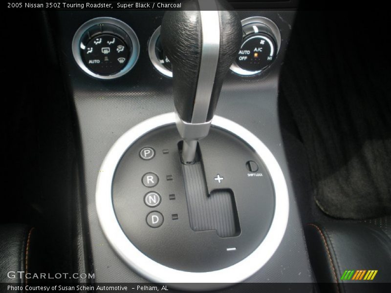 Super Black / Charcoal 2005 Nissan 350Z Touring Roadster