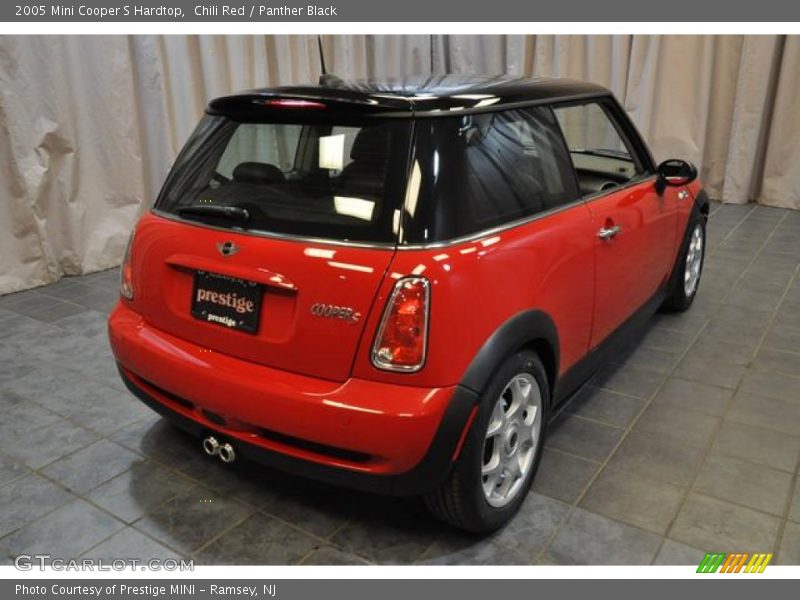 Chili Red / Panther Black 2005 Mini Cooper S Hardtop