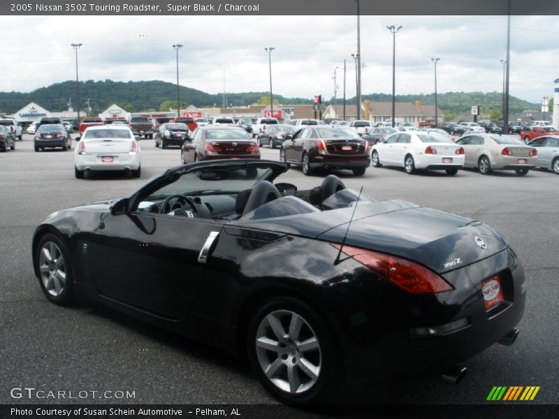 Super Black / Charcoal 2005 Nissan 350Z Touring Roadster