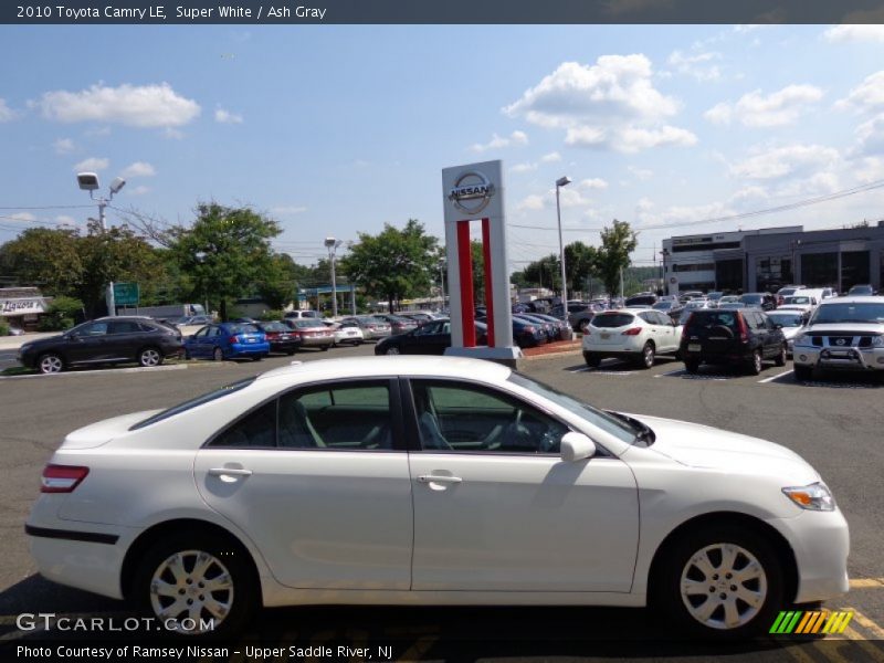 Super White / Ash Gray 2010 Toyota Camry LE