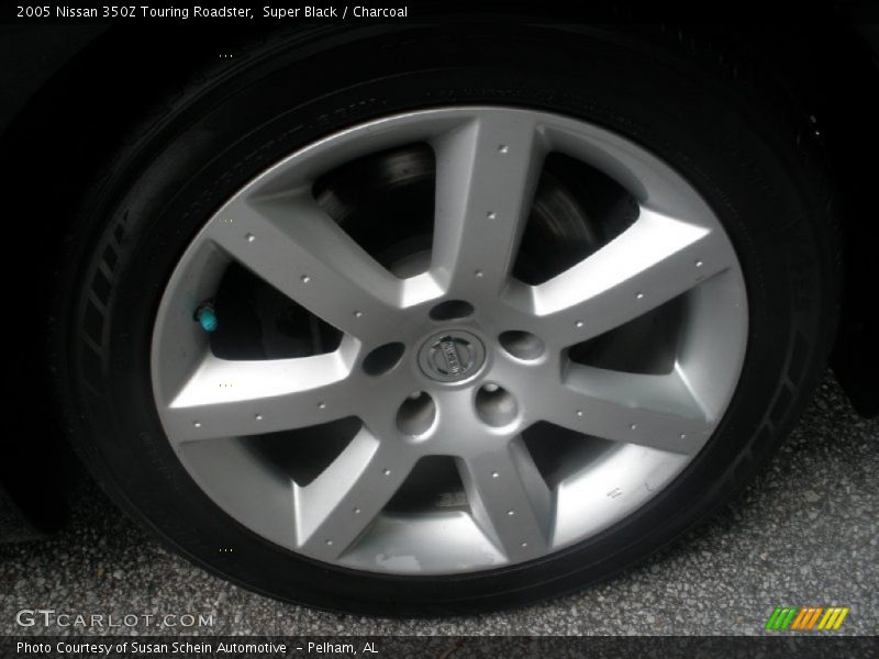Super Black / Charcoal 2005 Nissan 350Z Touring Roadster