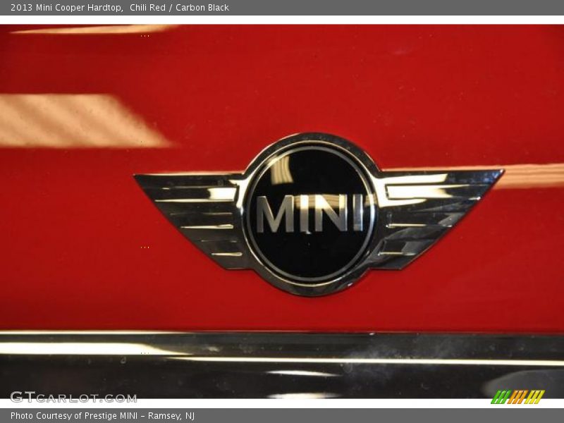 Chili Red / Carbon Black 2013 Mini Cooper Hardtop