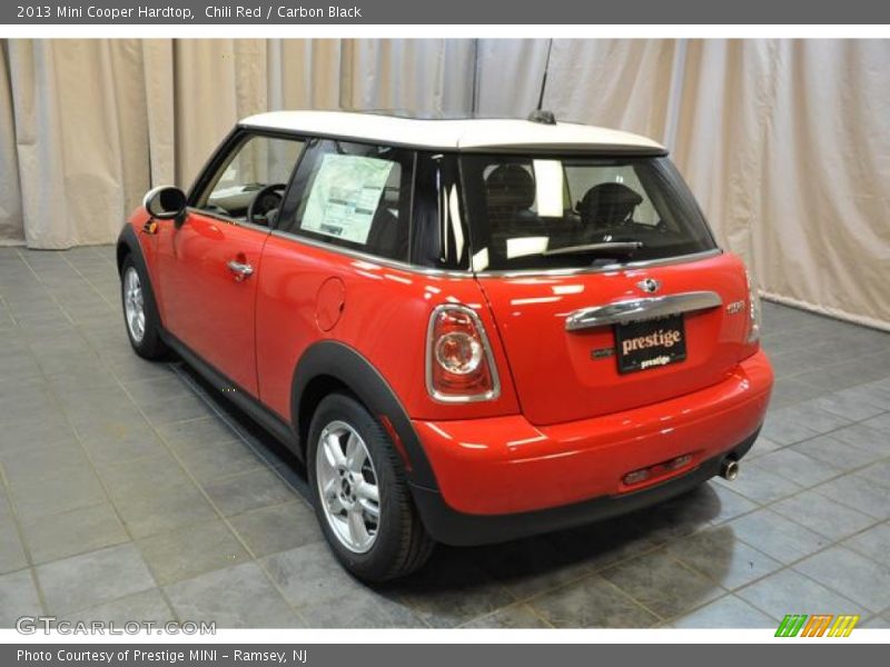 Chili Red / Carbon Black 2013 Mini Cooper Hardtop