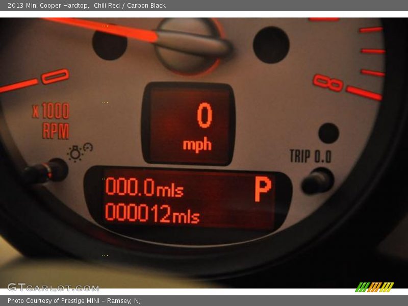 Chili Red / Carbon Black 2013 Mini Cooper Hardtop