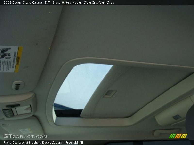 Stone White / Medium Slate Gray/Light Shale 2008 Dodge Grand Caravan SXT
