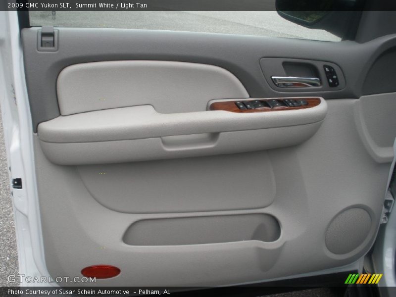 Summit White / Light Tan 2009 GMC Yukon SLT