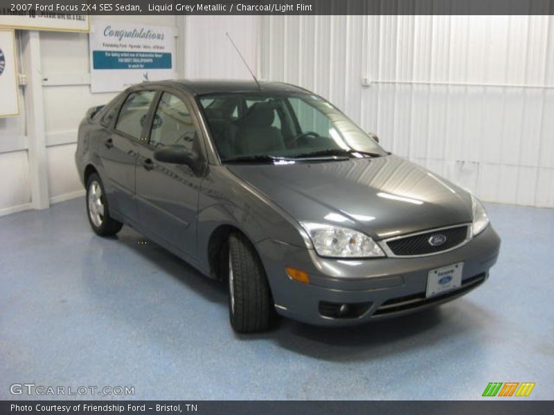 Liquid Grey Metallic / Charcoal/Light Flint 2007 Ford Focus ZX4 SES Sedan