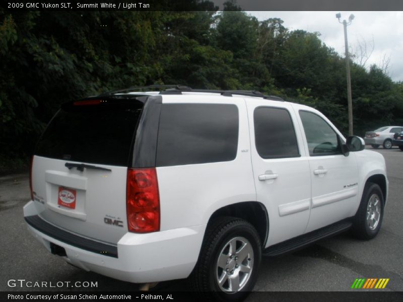 Summit White / Light Tan 2009 GMC Yukon SLT