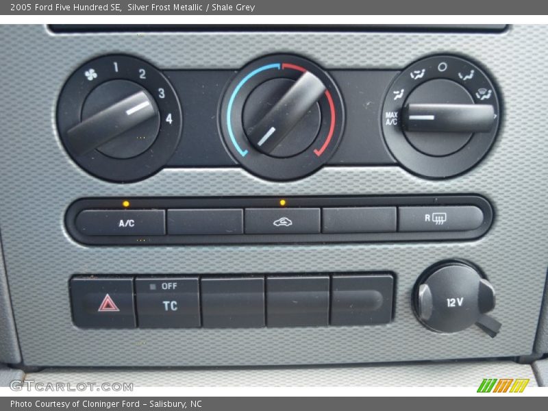 Silver Frost Metallic / Shale Grey 2005 Ford Five Hundred SE