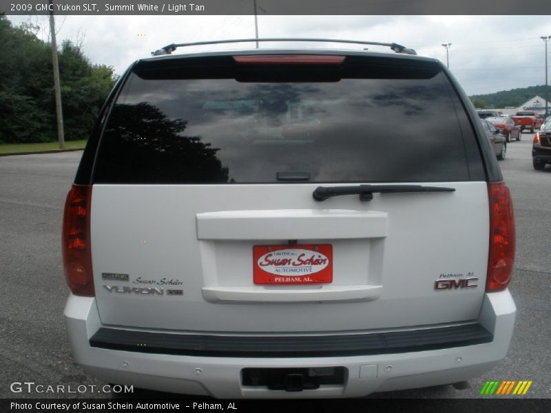 Summit White / Light Tan 2009 GMC Yukon SLT
