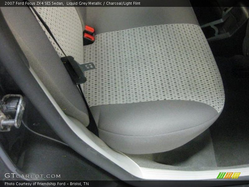 Liquid Grey Metallic / Charcoal/Light Flint 2007 Ford Focus ZX4 SES Sedan