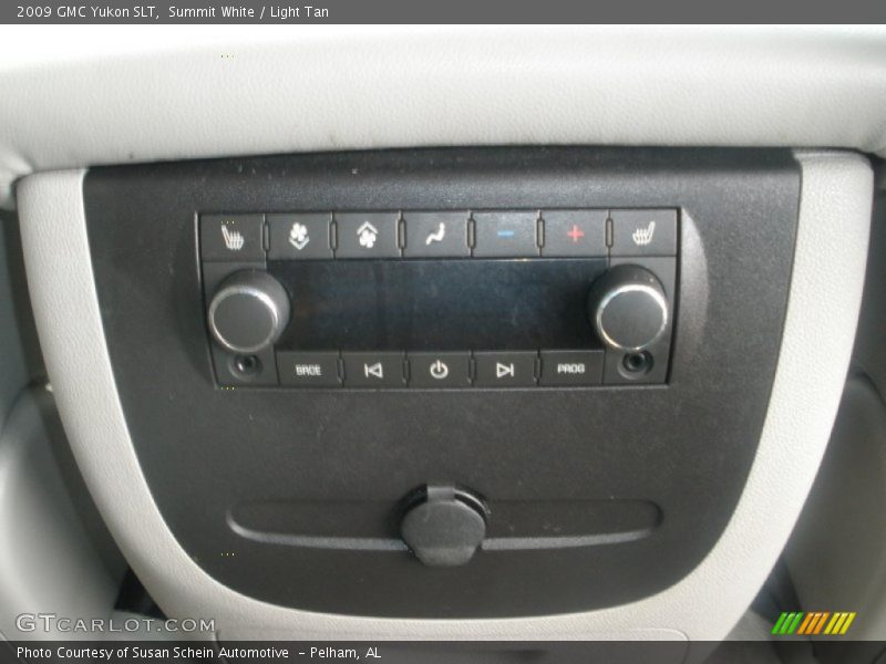Summit White / Light Tan 2009 GMC Yukon SLT