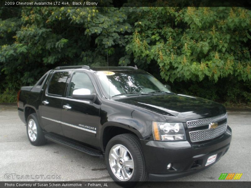 Black / Ebony 2009 Chevrolet Avalanche LTZ 4x4