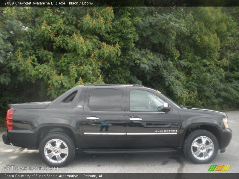 Black / Ebony 2009 Chevrolet Avalanche LTZ 4x4