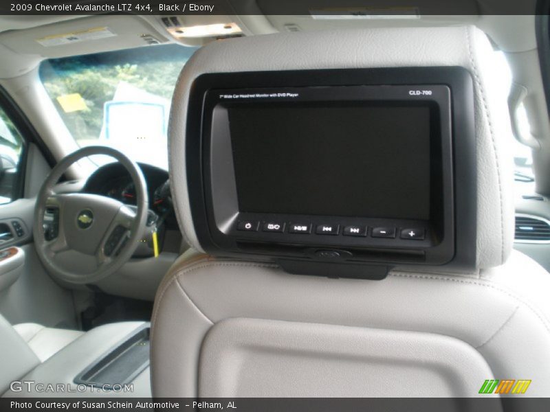Black / Ebony 2009 Chevrolet Avalanche LTZ 4x4