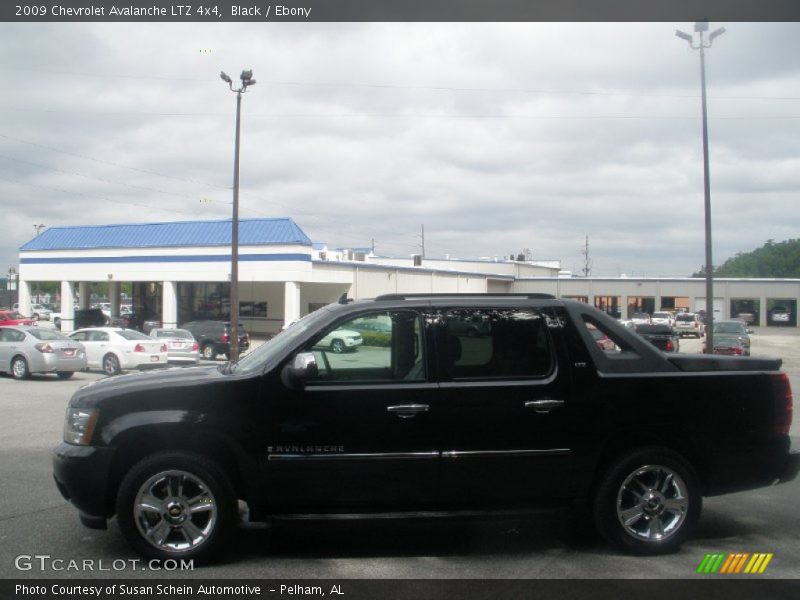 Black / Ebony 2009 Chevrolet Avalanche LTZ 4x4