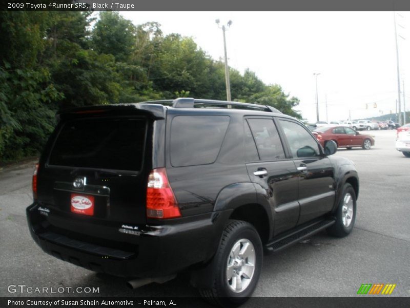 Black / Taupe 2009 Toyota 4Runner SR5