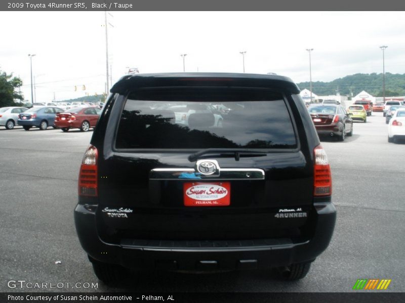 Black / Taupe 2009 Toyota 4Runner SR5