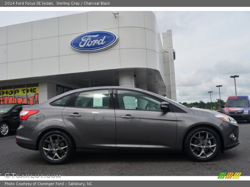 Sterling Gray / Charcoal Black 2014 Ford Focus SE Sedan