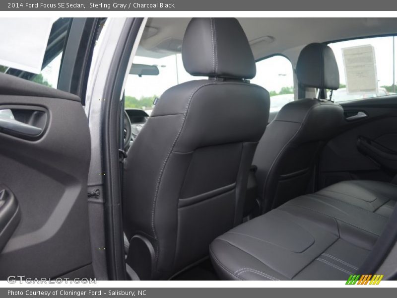 Sterling Gray / Charcoal Black 2014 Ford Focus SE Sedan