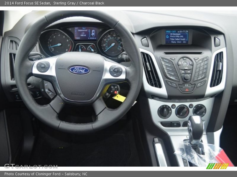 Sterling Gray / Charcoal Black 2014 Ford Focus SE Sedan